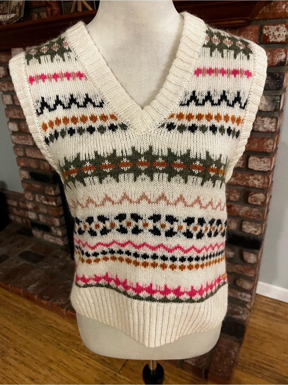 Scotch and Soda Relaxed Fit Fair Isle Knit V-neck Vest